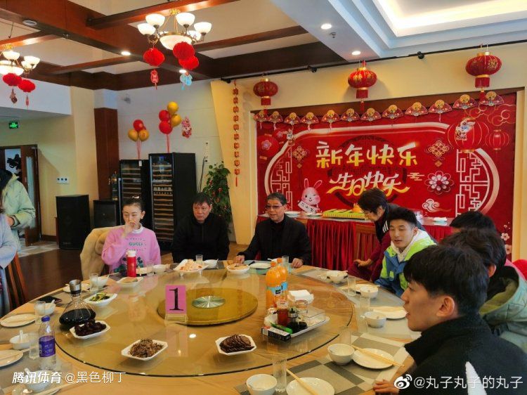 赛后，埃梅里接受了采访。