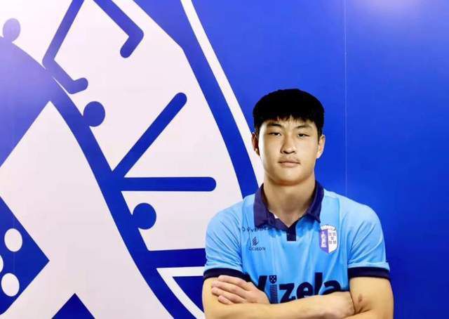 法媒：尤文与阿森纳联系，商谈托马斯冬窗转会事宜据法国媒体Foot Mercato报道，尤文与阿森纳进行了联系，商谈托马斯的转会事宜。